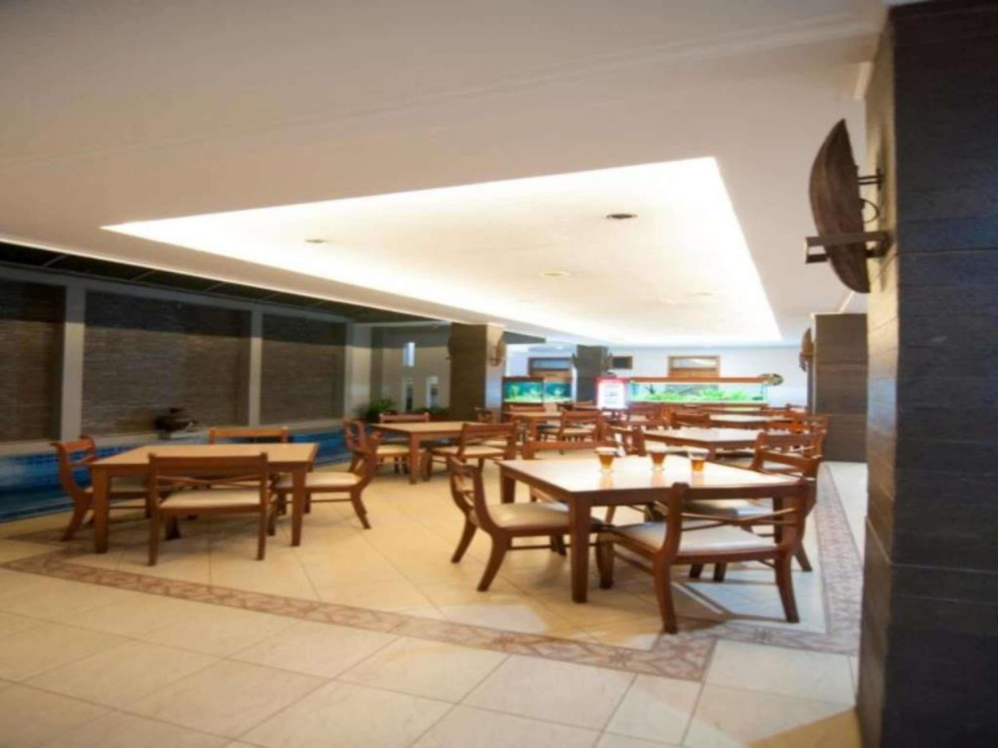 Corsica Hotel Bandung Exteriér fotografie